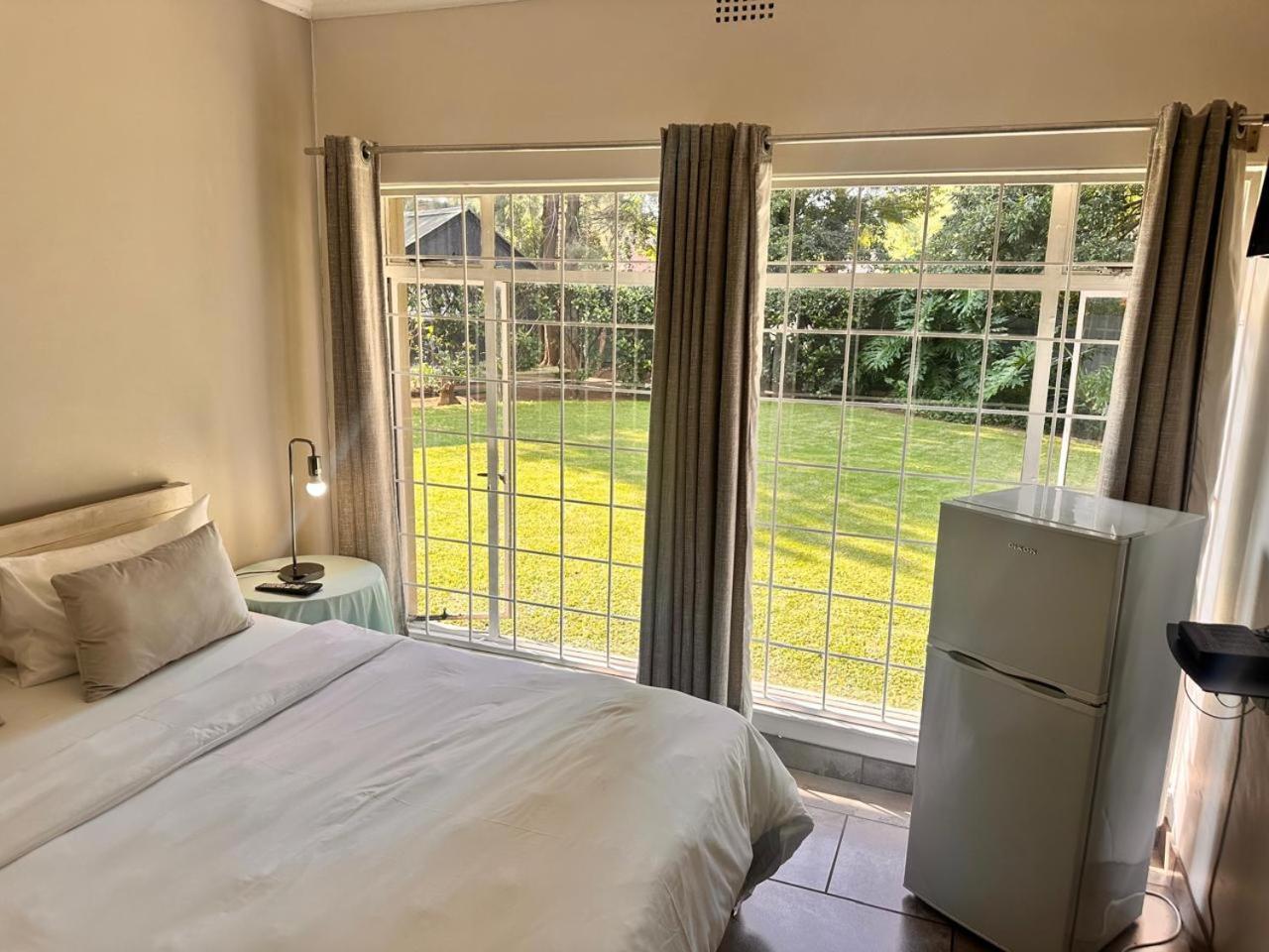 Woods Guest House Middelburg  Εξωτερικό φωτογραφία
